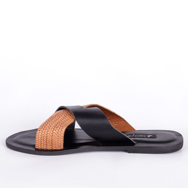 Male Leather Palm Slippers with Fabric Weaving Design in Nigeria