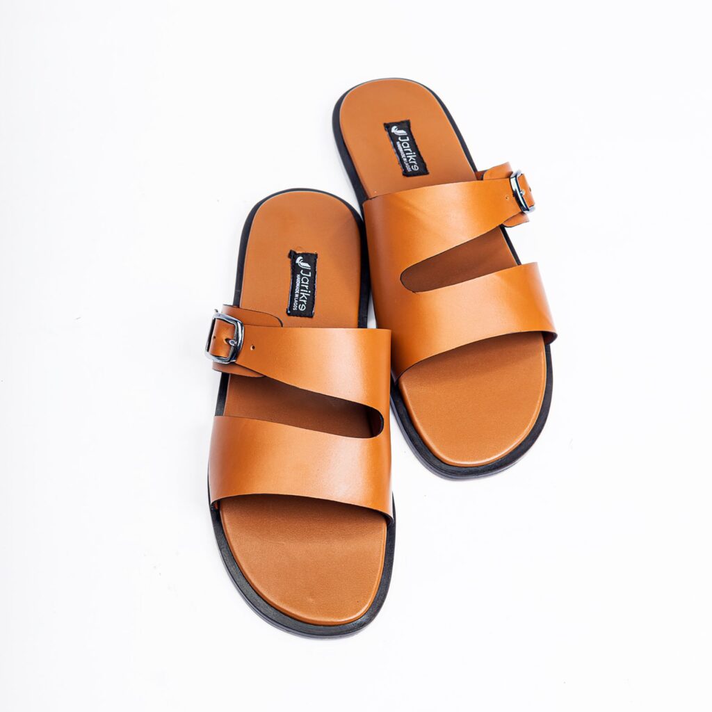 Jarikre Men’s Brown Cutout Buckle Slide Sandals